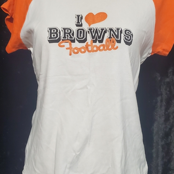 7 OHIO Sports... Seven tops size small (two say xl, but they fit as a small) - Picture 3 of 10